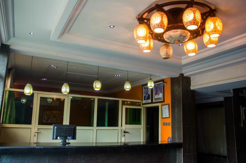 Apollo Hotel Lagos Bagian luar foto